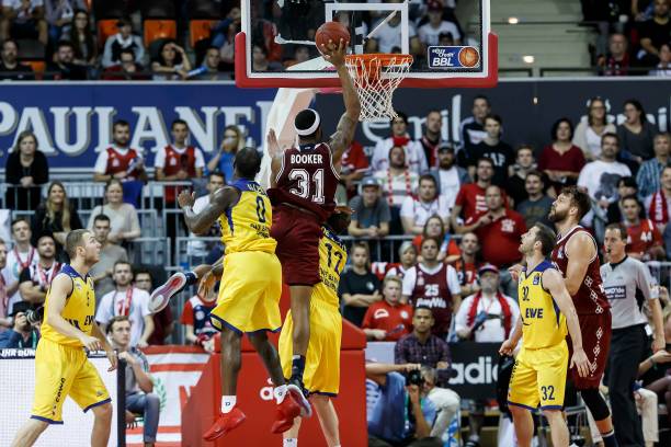 拥有优美的 拥有优美的