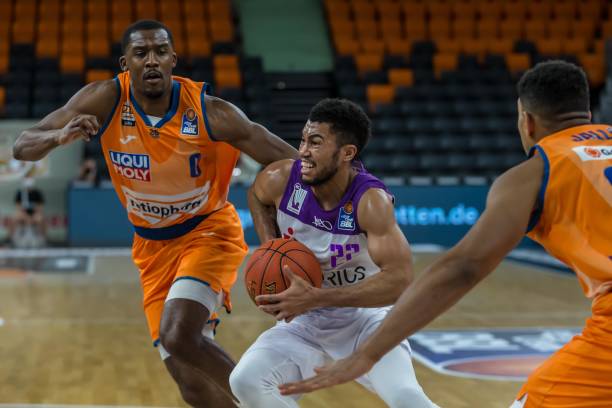 华的表现 华的表现