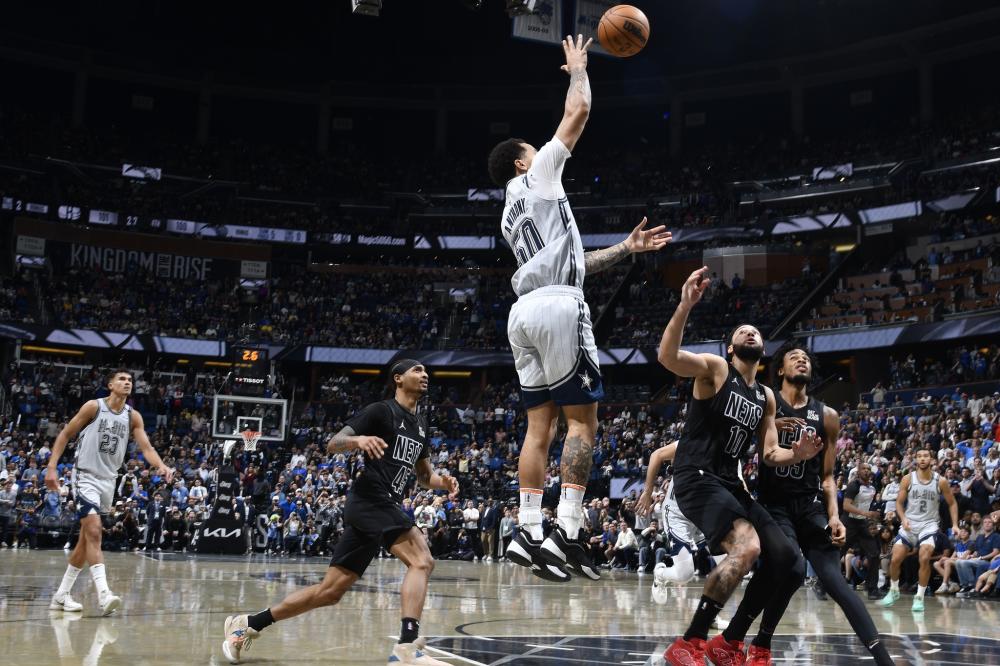 比赛中力挽 比赛中力挽