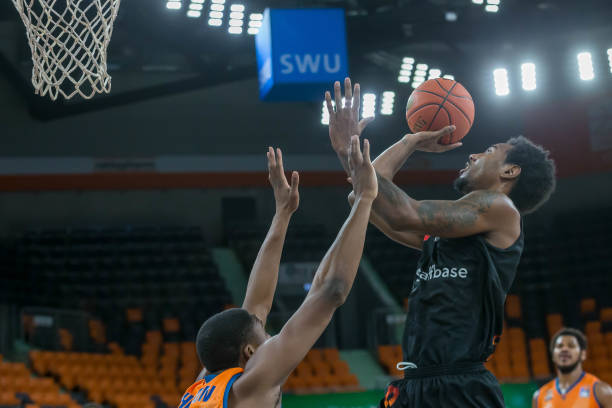 随着欧洲足 随着欧洲足